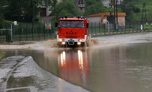 W powiecie zamojskim utonął 60-latek. Wzrasta poziom Wisły