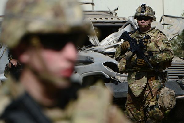 Trzech żołnierzy NATO zginęło w zamachu samobójczym w Kabulu