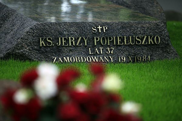 Nowe hipotezy na temat śmierci ks. Jerzego Popiełuszki