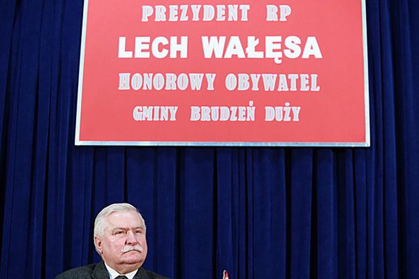 Lech Wałęsa honorowym obywatelem gminy Brudzeń Duży