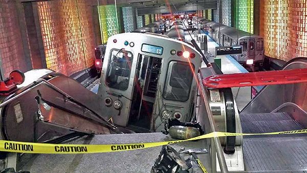 Wypadek pociągu w Chicago. Motornicza zasnęła podczas jazdy
