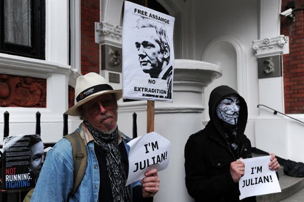 Założyciel WikiLeaks chce od USA gwarancji dyplomatycznych