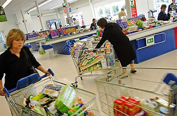 W.Brytania: supermarkety oszukują klientów