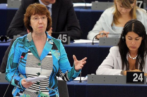 Szefowa dyplomacji UE Catherine Ashton potępiła syryjski ostrzał na granicy z Turcją