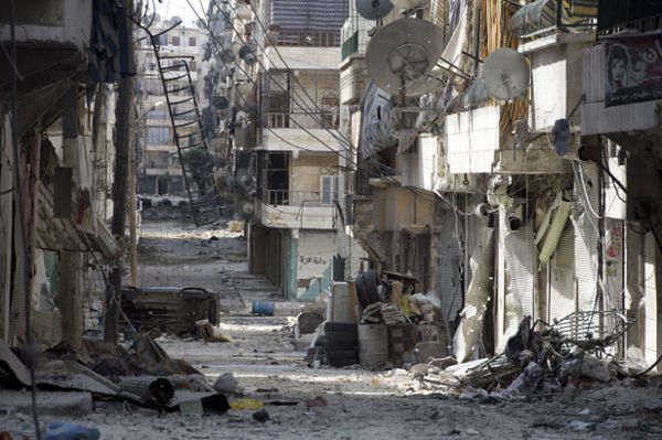 MSZ: trzech Polaków opuściło syryjskie Aleppo
