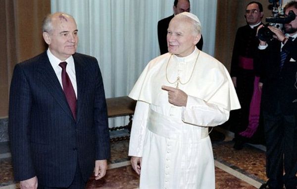 Szokująca wypowiedź Gorbaczowa o Janie Pawle II