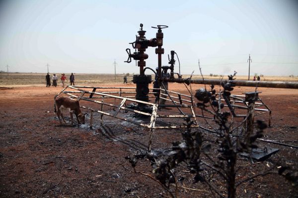 Walki w Sudanie Płd. - na pola naftowe spadają bomby