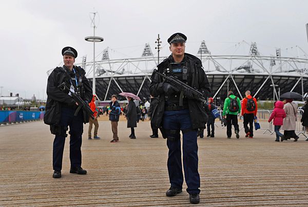 Robotnik wniósł bombę na teren parku olimpijskiego w Londynie