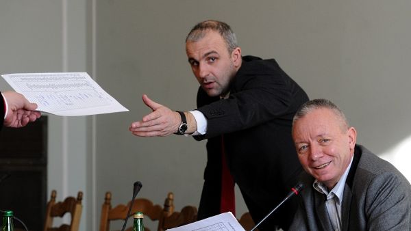 Posłowie Ruchu Palikota Wojciech Penkalski i przewodniczący zespołu Wincenty Elsner