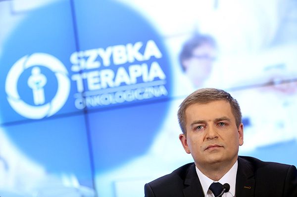 Bartosz Arłukowicz: ministerstwo zdrowia znosi limity na leczenie onkologiczne