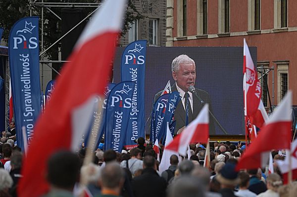 "Sueddeutsche Zeitung": Jarosław Kaczyński nie mówi w imieniu większości