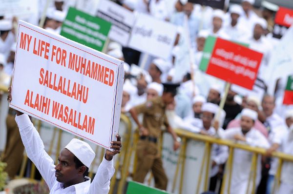 Sri Lanka: tysiące ludzi protestowały przeciw antyislamskiemu filmowi
