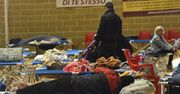 Ok. 6 tys. osób potrzebuje dachu nad głową po trzęsieniu ziemi