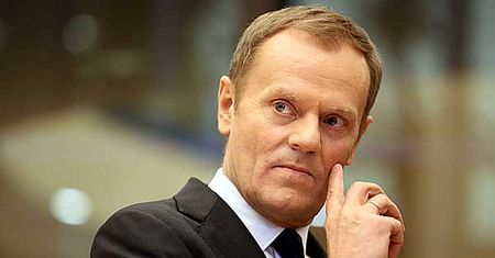 Donald Tusk: Jarosław Kaczyński teraz też nie będzie internowany