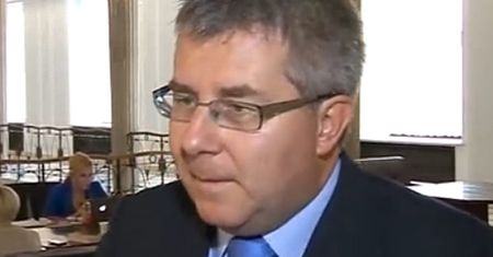 Sonda Wirtualnej Polski: czy ojciec to rodzic drugiej kategorii?