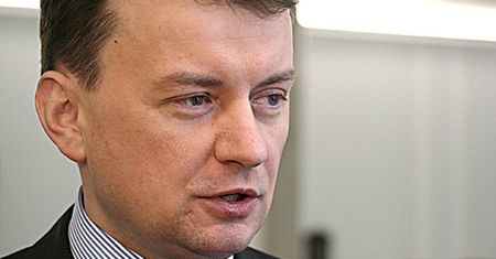 Mariusz Błaszczak: budowa boisk dla seniorów zbędna, szczególnie gdy brak funduszy na bezpłatne leki