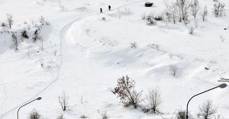 Lawina śnieżna w Kosowie porwała siedem osób