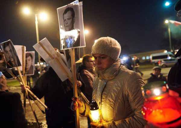 Obchody 32. rocznicy wprowadzenia stanu wojennego na Targu Siennym w Gdańsku
