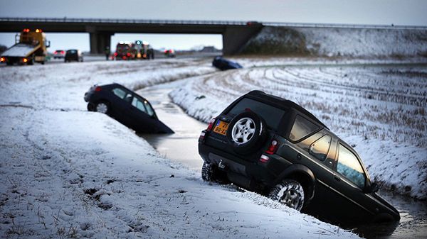 Zima dała się już we znaki kierowcom