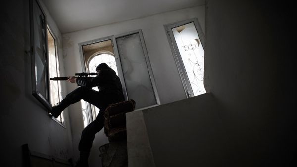 Snajper-rebeliant, Aleppo