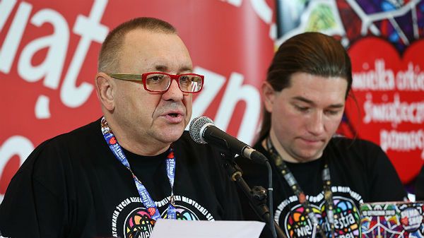 Założyciel i prezes zarządu Fundacji Wielkiej Orkiestry Świątecznej Pomocy Jerzy Owsiak