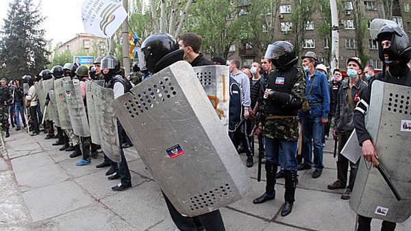 Prorosyjscy aktywiści w Doniecku