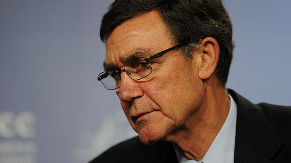 Angus Houston, koordynator poszukiwań malezyjskiego boeinga