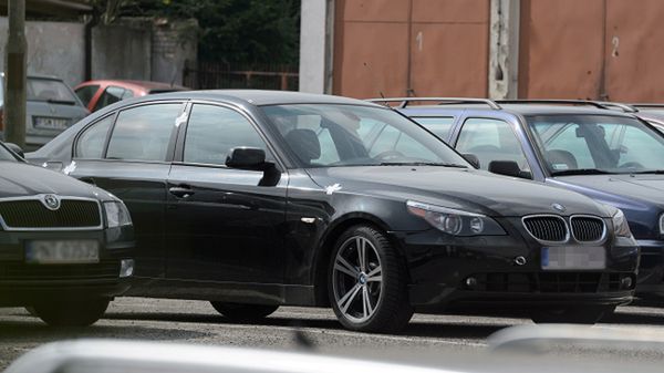 Zatrzymany przez policję samochód marki BMW, należący do Zbigniewa R.