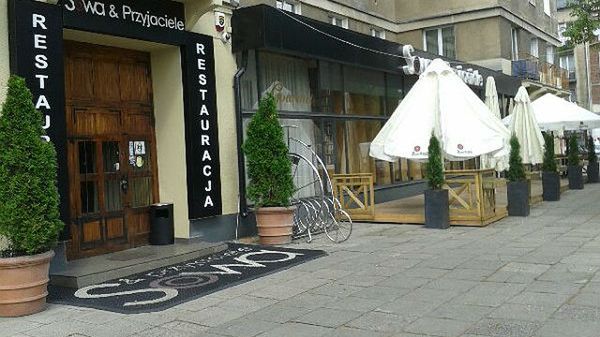 Wejście do restauracji "Sowa i Przyjaciele"
