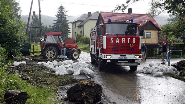 W interwencjach brały udział 32 zastępy straży