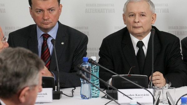 Szef KP PiS Mariusz Błaszczak i prezes PiS Jarosław Kaczyński
