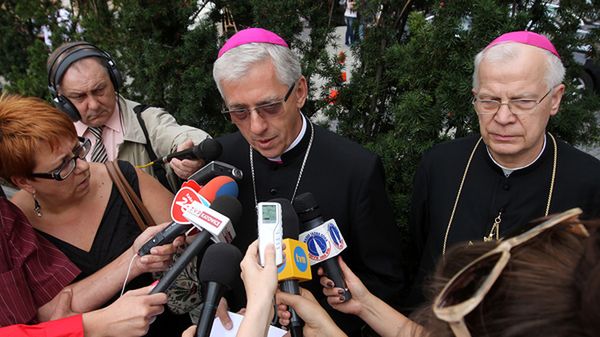 Metropolita katowicki abp Witold Skworc oraz przewodniczący Konferencji Episkopatu Polski bp Józef Michalik