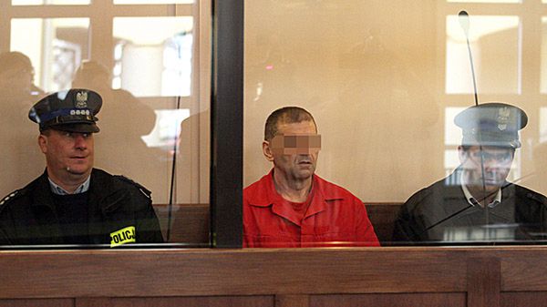 Oskarżony Tadeusz G. na sali sądowej.