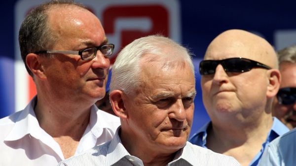 Leszek Miller, Włodzimierz Czarzasty (z lewej) i Józef Oleksy (z prawej)