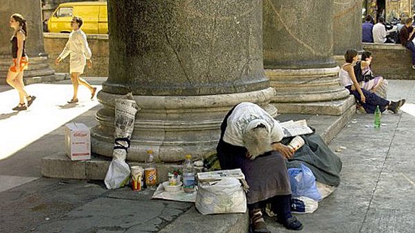 imigranci czasem lądują "na ulicy"