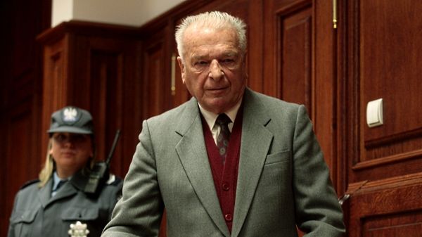 B. szef MSW Czesław Kiszczak