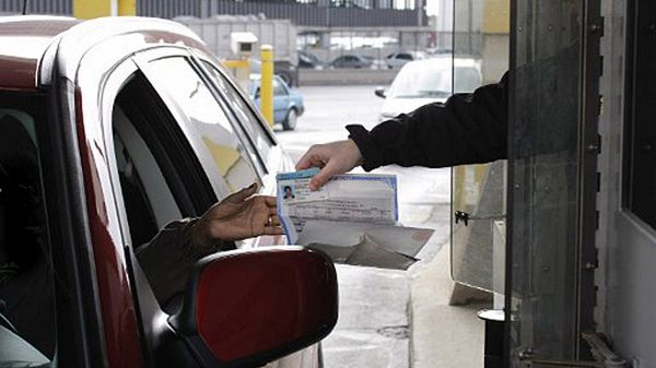 Amerykanie nie mają dowodów osobistych, wystarczy im prawo jazdy