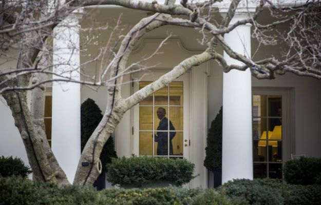 Agenci Secret Service wjechali w barierę przy Białym Domu