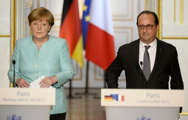 "FAZ": Merkel i Hollande naciskali na władze Ukrainy w sprawie konstytucji