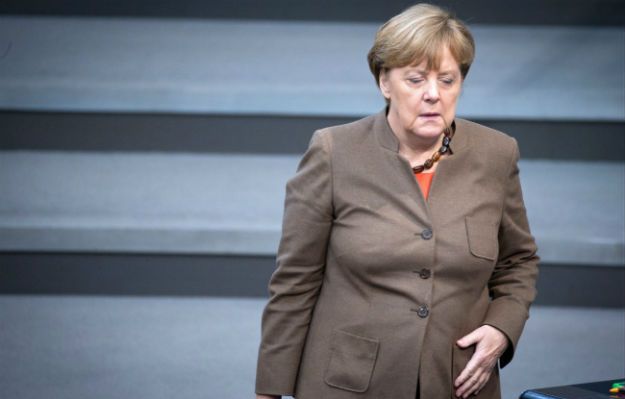 "Sueddeutsche Zeitung": Merkel - osamotniona kanclerz