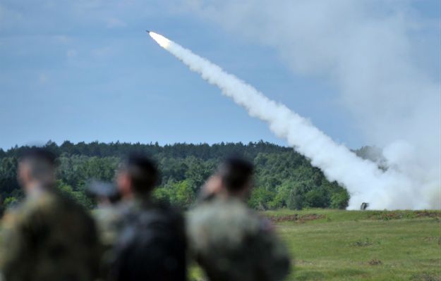 Szef niemieckiej dyplomacji skrytykował manewry Anakonda-16. "Skończmy z potrząsaniem szabelką"