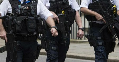 Europol ostrzega: setki potencjalnych terrorystów w Europie