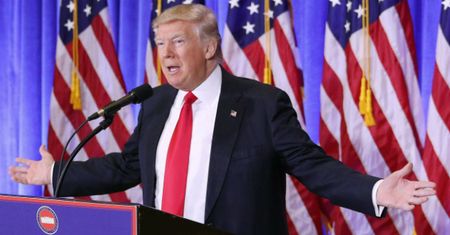 Trump o rosyjskich dokumentach: to fałszywe newsy. W pierwszym oficjalnym przemówieniu w 2017 roku zapowiedział szereg zmian