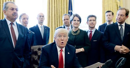 Prezydent Donald Trump: Paryż nie jest już Paryżem