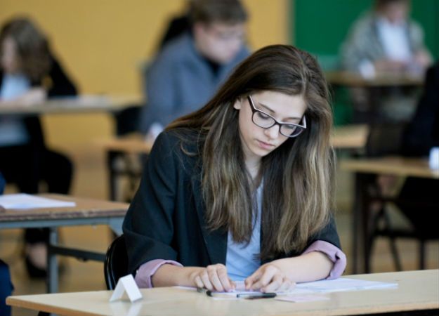 Ponad 360 tys. uczniów III klas gimnazjów w całym kraju przystąpiło do egzaminów