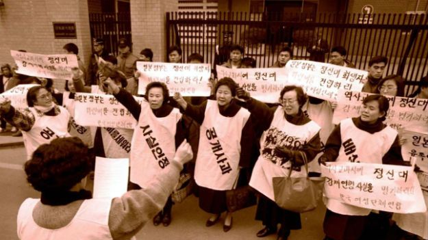 Japoński rząd wziął na siebie "wielką odpowiedzialność" w związku z kwestią tzw. kobiet do towarzystwa