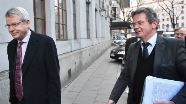 Sekretarz Komisji Weneckiej Thomas Markert (po lewej) oraz sprawozdawca Komisji Ben Vermeulen (po prawej)