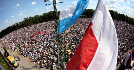 15 sierpnia - jakie święta obchodzimy tego dnia? Czy w najbliższy czwartek zrobimy zakupy?