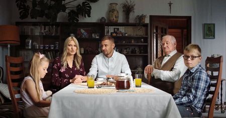 Wybory parlamentarne 2019. Nowy spot KO tylko w WP. "Panie premierze, 500+ nie wystarczy"
