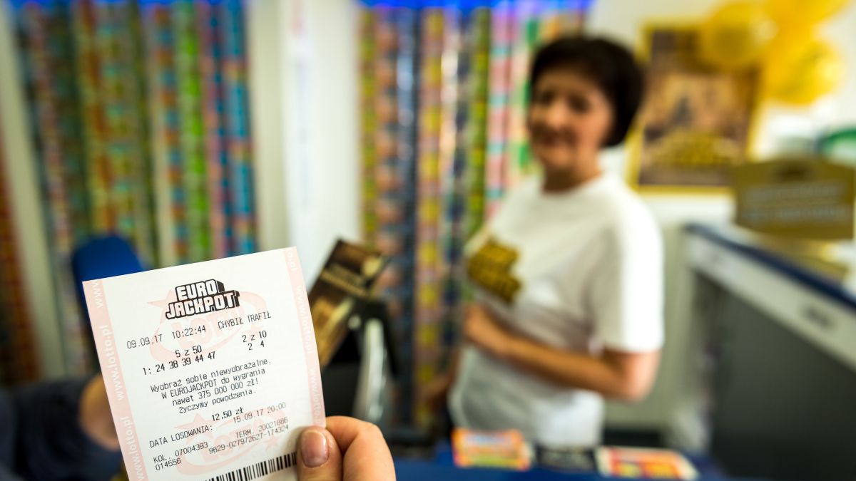 Polak, który zdobył rekordową wygraną, powiedział, że planuje budowę domu i podróże.